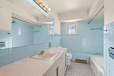 1033 W Ohio Street, Glenwood, IL 60425 - Photo 11