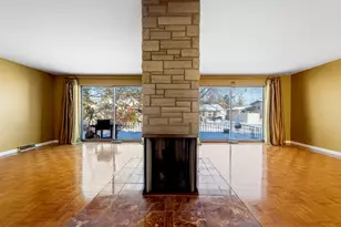 1033 W Ohio St, Glenwood, IL 60425 - Photo 5