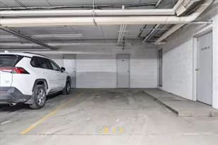 400 S NW Hwy, Park Ridge, IL 60068 - Photo 21