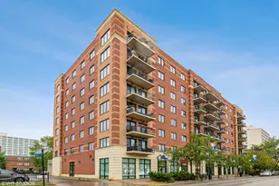 4848 N Sheridan Rd, Chicago, IL 60640 - Photo 1