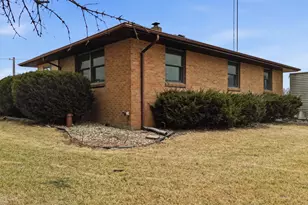 34078 1800 North Ave, Arlington, IL 61312 - Photo 3