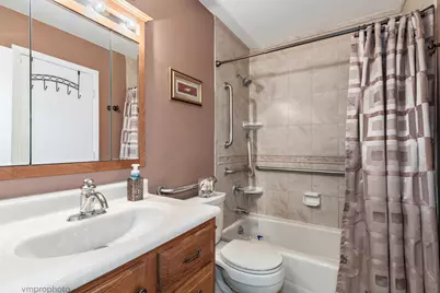 832 Kansas Street, Carol Stream, IL 60188 - Photo 13