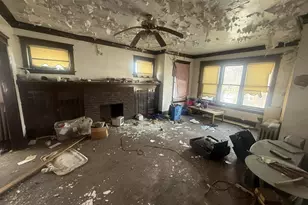 159 W 74th St, Chicago, IL 60621 - Photo 3