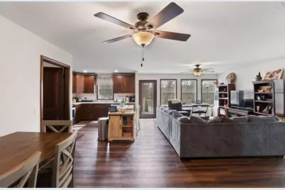 204 S Henry Street, Ashkum, IL 60911 - Photo 7