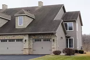 617 Queens Ct, Rockton, IL 61072 - Photo 1