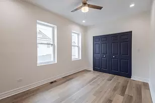 1013 W 18th Pl, Chicago, IL 60608 - Photo 11