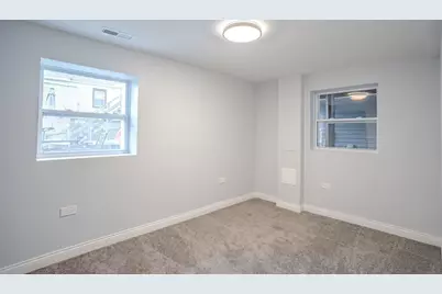 1013 W 18th Place, Chicago, IL 60608 - Photo 27
