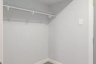 1013 W 18th Pl, Chicago, IL 60608 - Photo 29