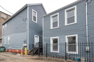 1013 W 18th Pl, Chicago, IL 60608 - Photo 41