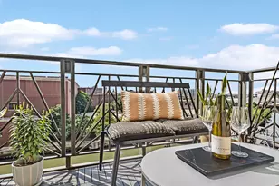 758 N Larrabee St, Chicago, IL 60654 - Photo 17