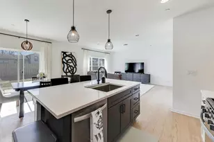 327 Lasalle Ln, Buffalo Grove, IL 60089 - Photo 11