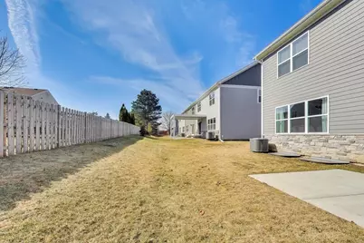 327 Lasalle Lane, Buffalo Grove, IL 60089 - Photo 31