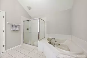 208 Amherst Ct, Oswego, IL 60543 - Photo 25