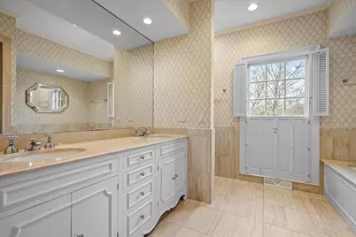 675 E Woodland Road, Lake Forest, IL 60045 - Photo 25