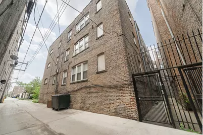 7615 S Kingston Avenue #2, Chicago, IL 60649 - Photo 11