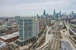 1901 S Calumet Ave, Chicago, IL 60616 - Photo 21