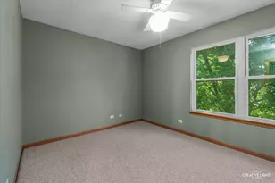 158 Edgewater Ln, Sugar Grove, IL 60554 - Photo 21