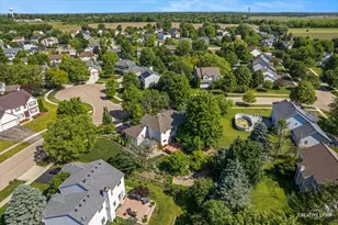 158 Edgewater Ln, Sugar Grove, IL 60554 - Photo 29