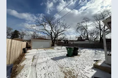 1107 Bristol Avenue, Westchester, IL 60154 - Photo 11