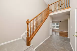 2376 Foxmoor Ln, Aurora, IL 60502 - Photo 11