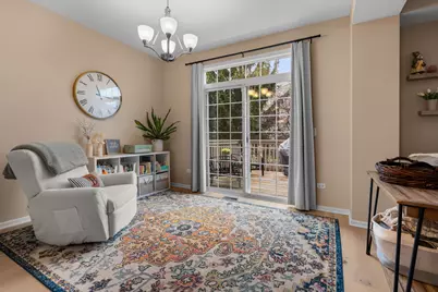 810 Oak Hollow Road, Crystal Lake, IL 60014 - Photo 5