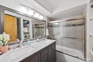 491 Timber Ridge Dr, Carol Stream, IL 60188 - Photo 9