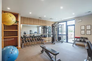 830 N Milwaukee Ave, Chicago, IL 60642 - Photo 17