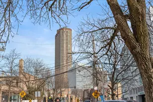 3660 N Lake Shore Dr, Chicago, IL 60613 - Photo 29