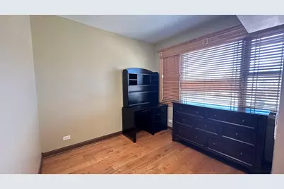 5716 N Campbell Avenue #2, Chicago, IL 60659 - Photo 11