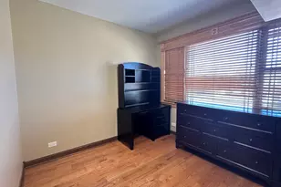 5716 N Campbell Ave, Chicago, IL 60659 - Photo 11