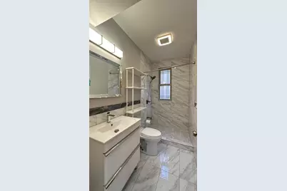 5716 N Campbell Avenue #2, Chicago, IL 60659 - Photo 9