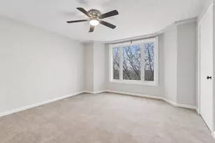 1 Renaissance Pl, Palatine, IL 60067 - Photo 13