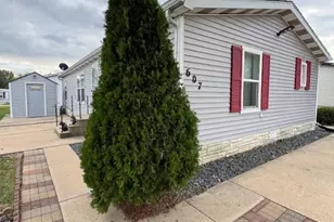 607 Park Ave, Belvidere, IL 61008 - Photo 1