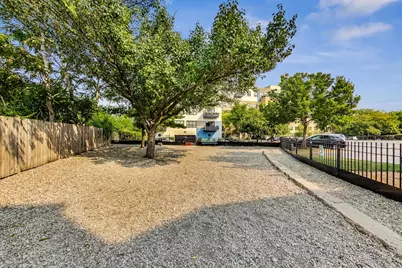 1735 W Diversey Parkway #610, Chicago, IL 60614 - Photo 31