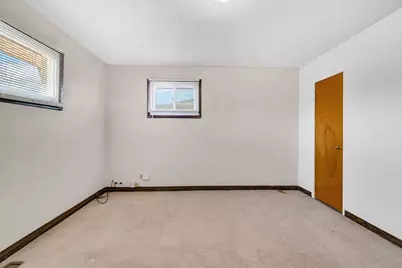 686 E 155th Street, South Holland, IL 60473 - Photo 13