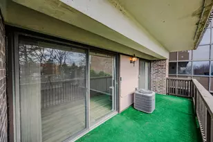 920 Vose Dr, Gurnee, IL 60031 - Photo 13