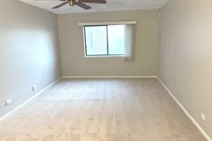 920 Vose Dr, Gurnee, IL 60031 - Photo 9