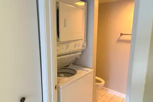 920 Vose Dr, Gurnee, IL 60031 - Photo 11