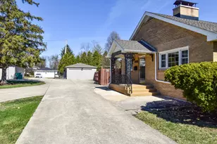 1005 Black Rd, Joliet, IL 60435 - Photo 5