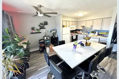 259 W Court Of Shorewood #2A, Vernon Hills, IL 60061 - Photo 3