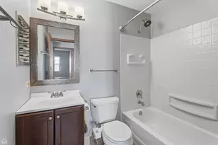 1418 Parkridge Dr, Crystal Lake, IL 60014 - Photo 17