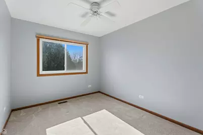 1418 Parkridge Drive, Crystal Lake, IL 60014 - Photo 19