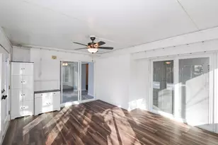 755 Cambridge Ln, Hoffman Estates, IL 60169 - Photo 19