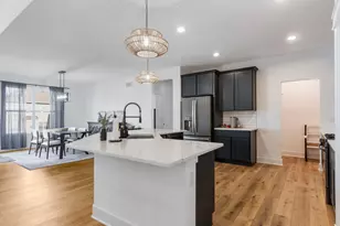 3606 Harmony Cir, Elgin, IL 60124 - Photo 9