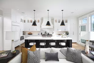 932 E Chicago Ave, Naperville, IL 60540 - Photo 7