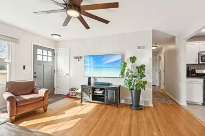 2N049 Diane Avenue, Glen Ellyn, IL 60137 - Photo 5