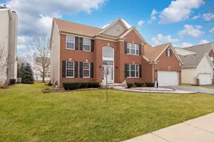 6085 Irene Dr, Hoffman Estates, IL 60192 - Photo 3