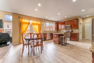 6085 Irene Dr, Hoffman Estates, IL 60192 - Photo 11