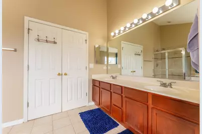 6085 Irene Drive, Hoffman Estates, IL 60192 - Photo 23