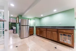 6085 Irene Dr, Hoffman Estates, IL 60192 - Photo 33